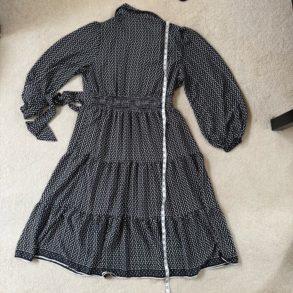Max Studio Black and White Long Sleeve Dress - Picture 12 of 15